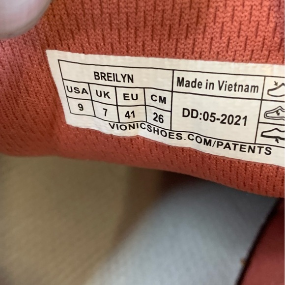 Vionic Women's Sneakers in Rust Red - Picture 9 of 10